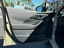 Subaru Crosstrek Limited Hybrid AWD 2026