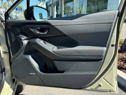 Subaru Crosstrek Limited Hybrid AWD 2026