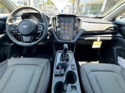 Subaru Crosstrek Limited Hybrid AWD 2026
