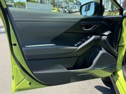 Subaru Crosstrek Limited Hybrid AWD 2026