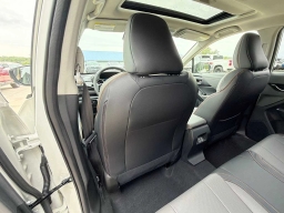 Subaru Crosstrek Limited Hybrid AWD 2026