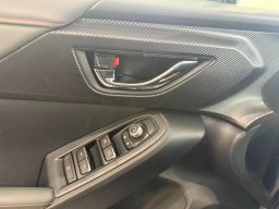 Subaru Crosstrek Limited Hybrid AWD 2026