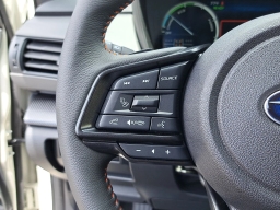Subaru Crosstrek Limited Hybrid AWD 2026