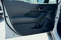 Subaru Crosstrek Limited Hybrid AWD 2026