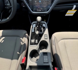 Subaru Crosstrek Limited Hybrid AWD 2026