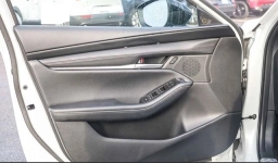 Mazda Mazda3 Sedan 2.5 S Select Sport FWD 2026