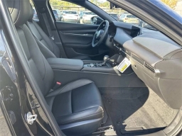 Mazda Mazda3 Sedan 2.5 S Select Sport FWD 2026