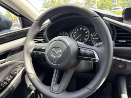 Mazda Mazda3 Sedan 2.5 S Select Sport FWD 2026