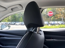 Mazda Mazda3 Sedan 2.5 S Preferred FWD 2026