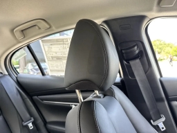 Mazda Mazda3 Sedan 2.5 S Preferred FWD 2026