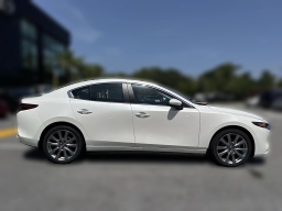 Mazda Mazda3 Sedan 2.5 S Preferred FWD 2026