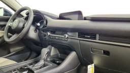 Mazda Mazda3 Sedan 2.5 S Preferred FWD 2026