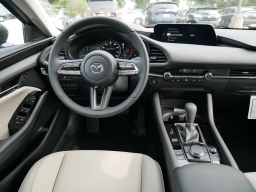 Mazda Mazda3 Sedan 2.5 S Preferred FWD 2026