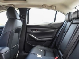 Mazda Mazda3 Sedan 2.5 S Preferred FWD 2026