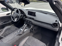 Mazda MX-5 Miata Club Manual 2026