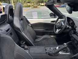 Mazda MX-5 Miata Club Manual 2026