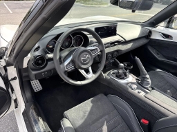 Mazda MX-5 Miata Club Manual 2026