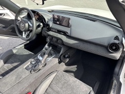 Mazda MX-5 Miata Club Manual 2026