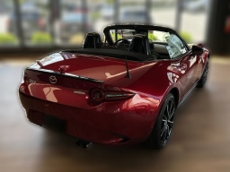 Mazda MX-5 Miata Grand Touring Auto 2026