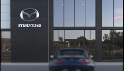 Mazda MX-5 Miata RF Club Manual 2026