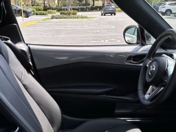 Mazda MX-5 Miata RF Grand Touring Auto 2026