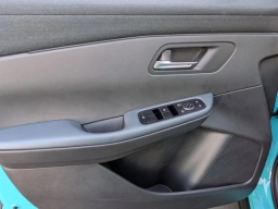 Nissan LEAF SV+ FWD 2026