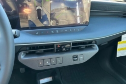 Nissan LEAF SV+ FWD 2026