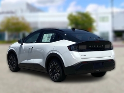 Nissan LEAF PLATINUM+ FWD 2026