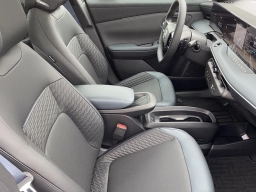 Nissan LEAF PLATINUM+ FWD 2026