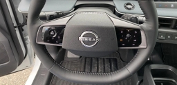 Nissan LEAF PLATINUM+ FWD 2026