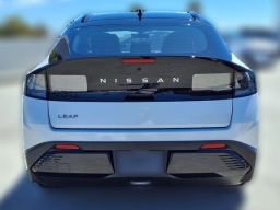 Nissan LEAF PLATINUM+ FWD 2026