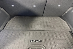 Nissan LEAF PLATINUM+ FWD 2026