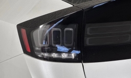 Nissan LEAF PLATINUM+ FWD 2026