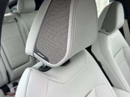 Nissan LEAF PLATINUM+ FWD 2026