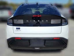 Nissan LEAF PLATINUM+ FWD 2026