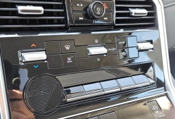 Nissan Armada SV 4x2 2026