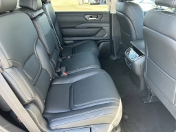 Nissan Armada SV 4x2 2026