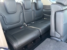 Nissan Armada SV 4x2 2026