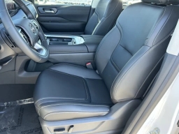 Nissan Armada SV 4x2 2026