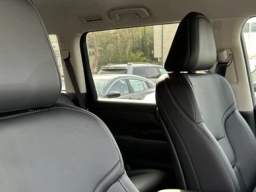 Nissan Armada SV 4x2 2026