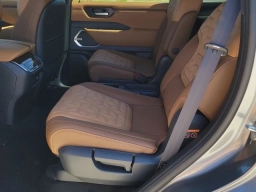 Nissan Armada Platinum Reserve 4x4 2026