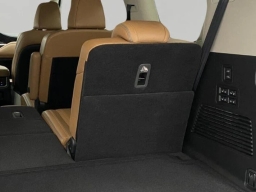 INFINITI QX80 LUXE AWD 2027