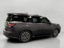 INFINITI QX80 LUXE AWD 2026