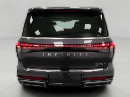 INFINITI QX80 LUXE AWD 2026