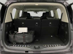 INFINITI QX80 LUXE AWD 2026