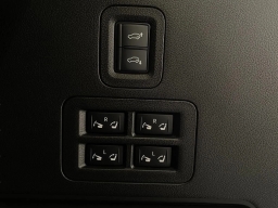 INFINITI QX80 LUXE AWD 2026