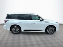 INFINITI QX80 LUXE AWD 2027