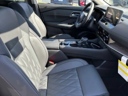 Nissan Rogue Platinum AWD 2026