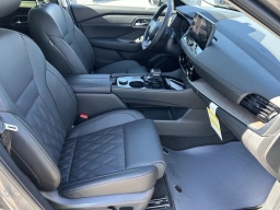 Nissan Rogue Platinum AWD 2026