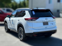 Nissan Rogue Platinum AWD 2026